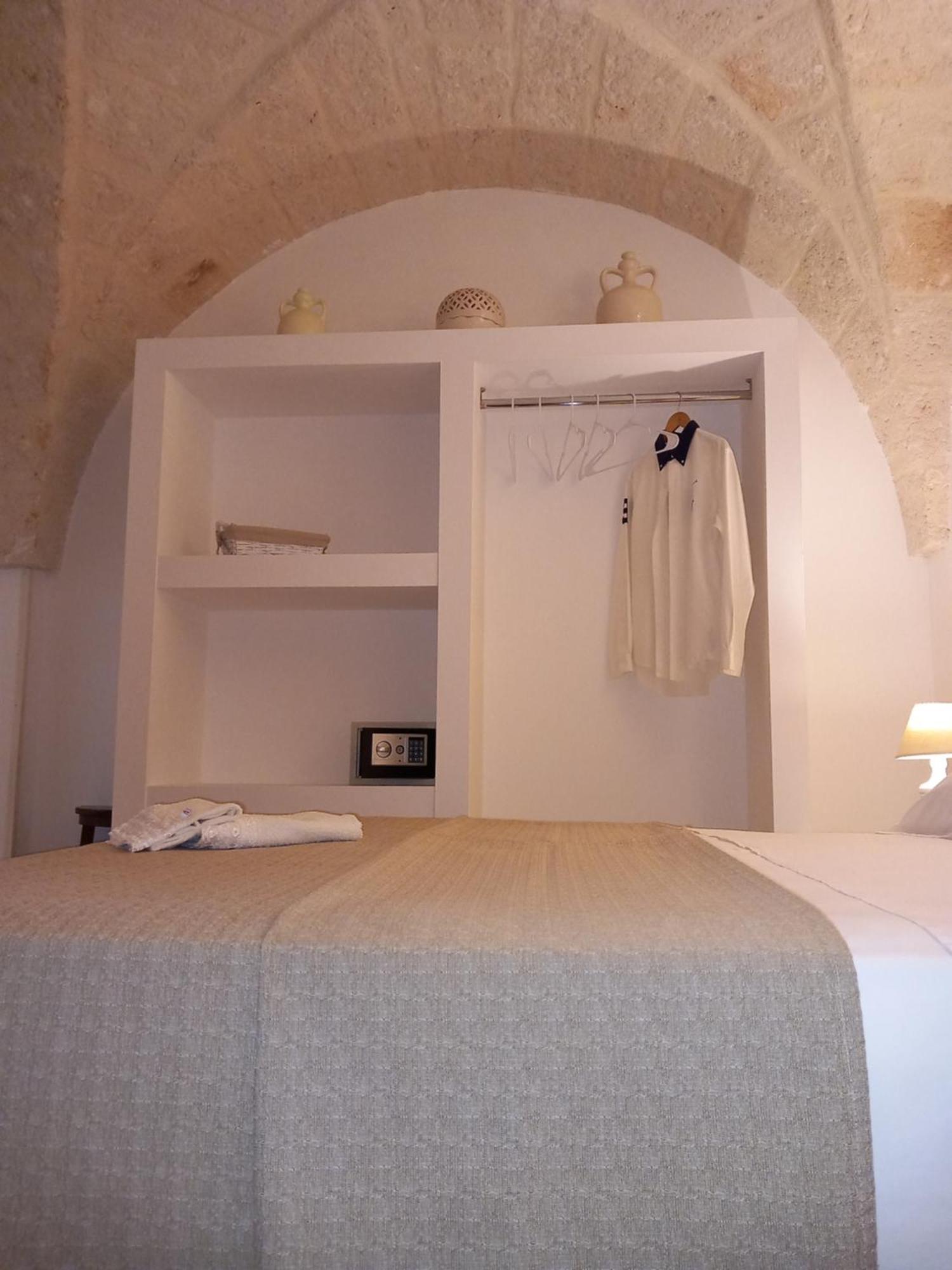 Antica Via Roma B&B E Relax Montalbano  Room photo