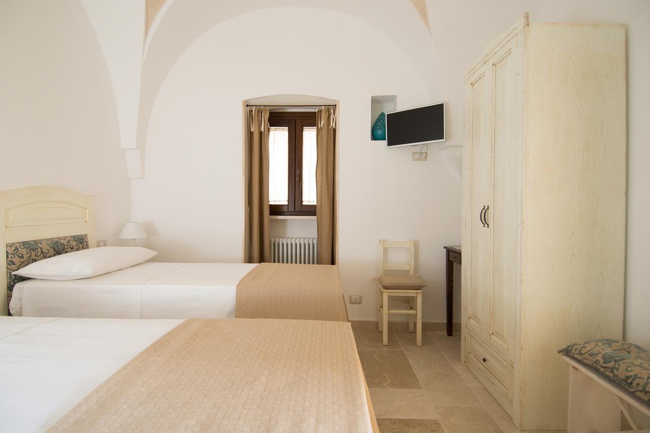 Antica Via Roma B&B E Relax Montalbano  Exterior photo